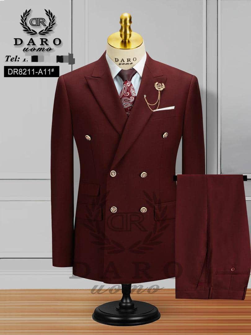 DOUBLE-BREASTED DARO SUITS